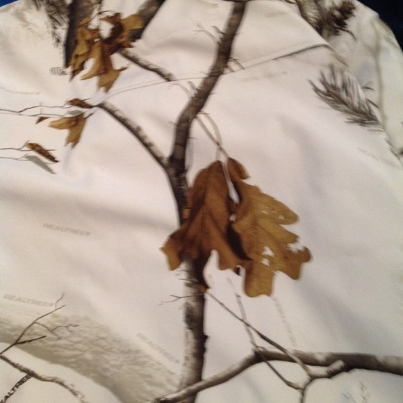 G. H. Bass & Company Men's Large White Print Hooded Soft Shell Jacket -NWT - Picture 3 of 9